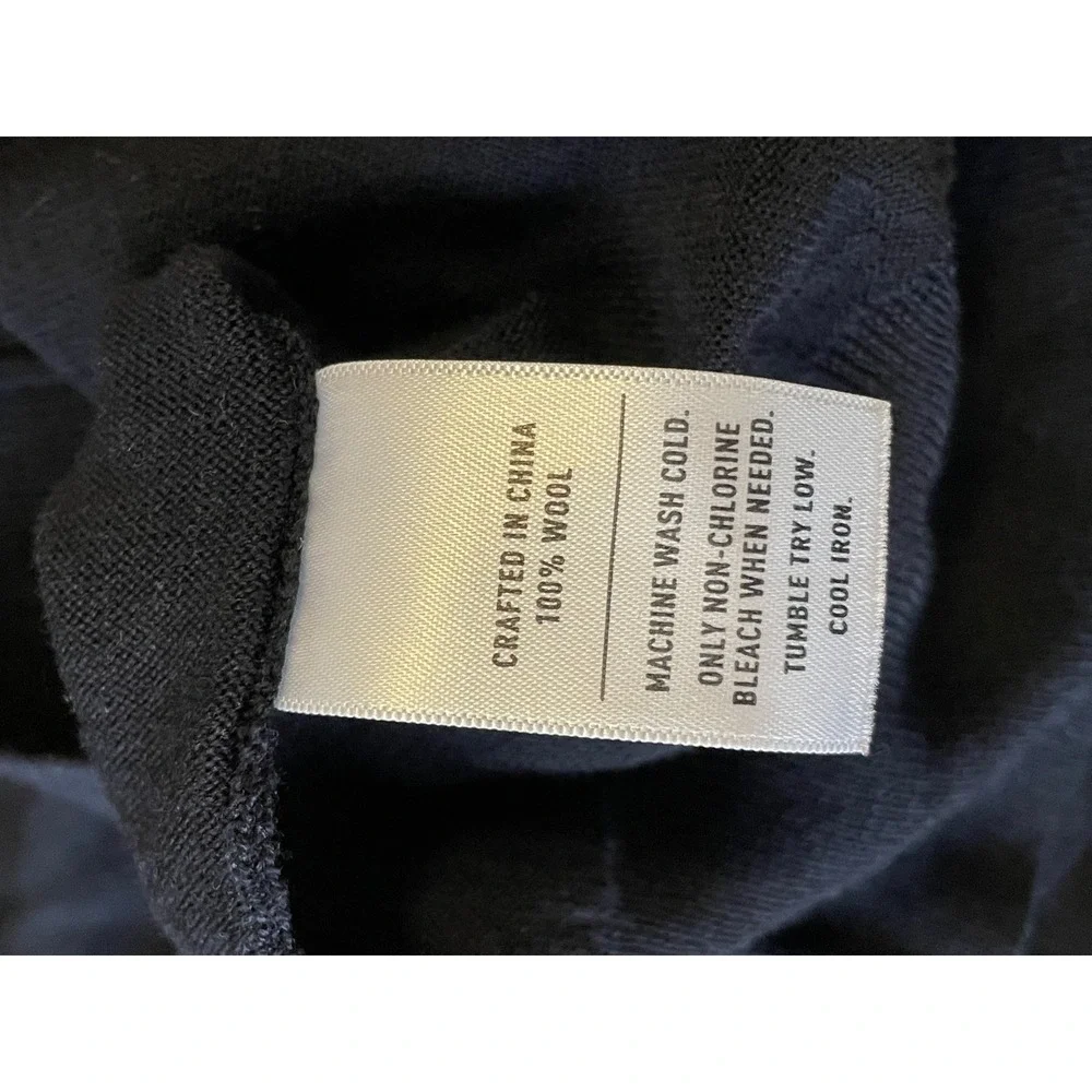 FRANK &‎ OAK Mens V Neck Sweater Premium Wool Black Size Small